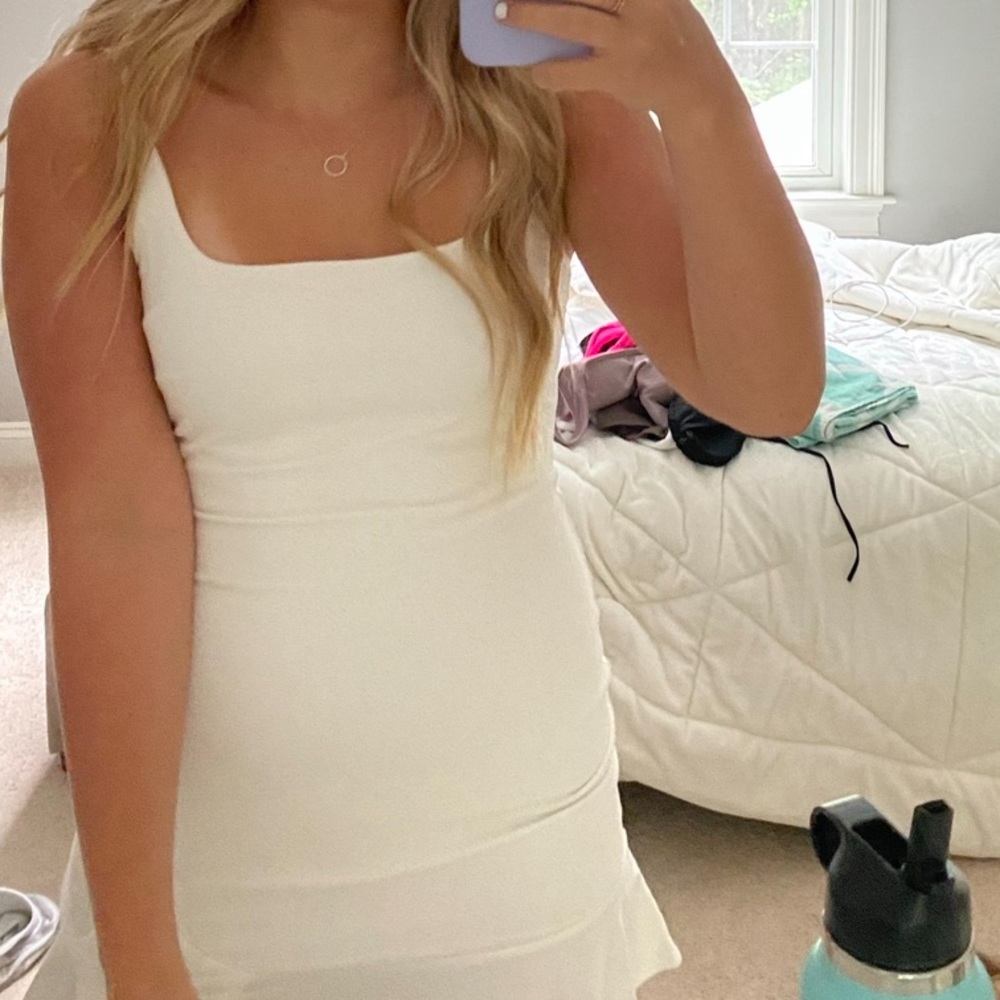 WHITE PRINCESS POLLY DRESS - Picture 6 of 7